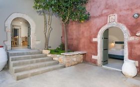 Tholos Cottage
