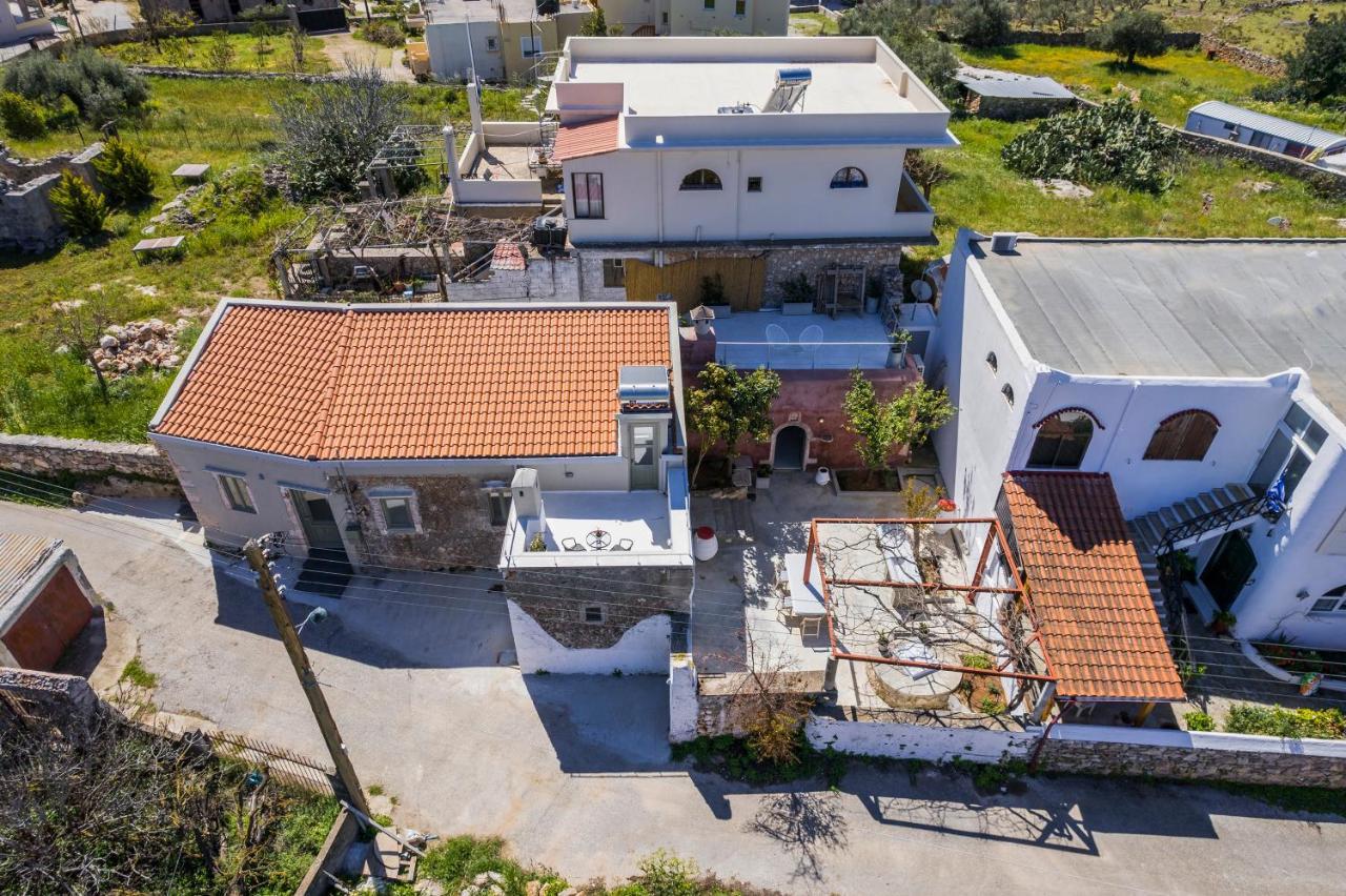 Tholos Cottage Stérnai Eksteriør bilde